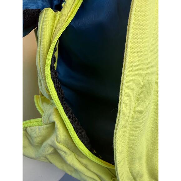 KAVU Rope Sling Bag Lime Neon Yellow Canvas Crossbody Rope Strap Multi Pocket - Picture 7 of 7